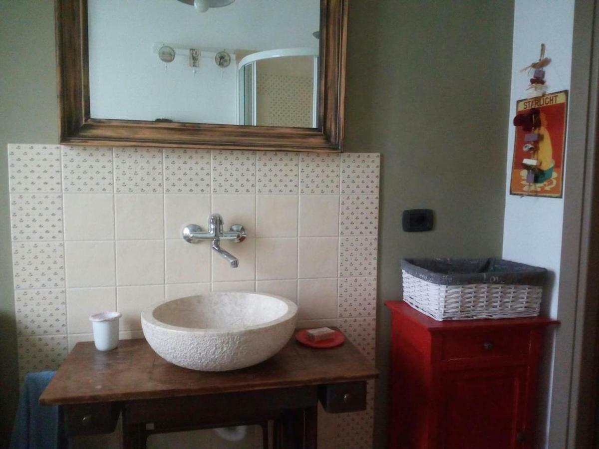 Willa Cascina Teresina Monferrato Piscina Cortazzone Zewnętrze zdjęcie